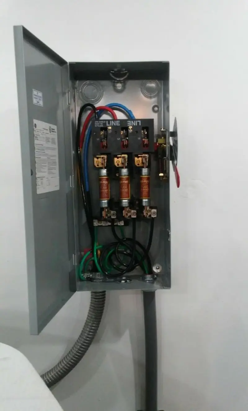 Three-phase disconnect switch installed for Electrical Wiring & Rewiring in Eureka